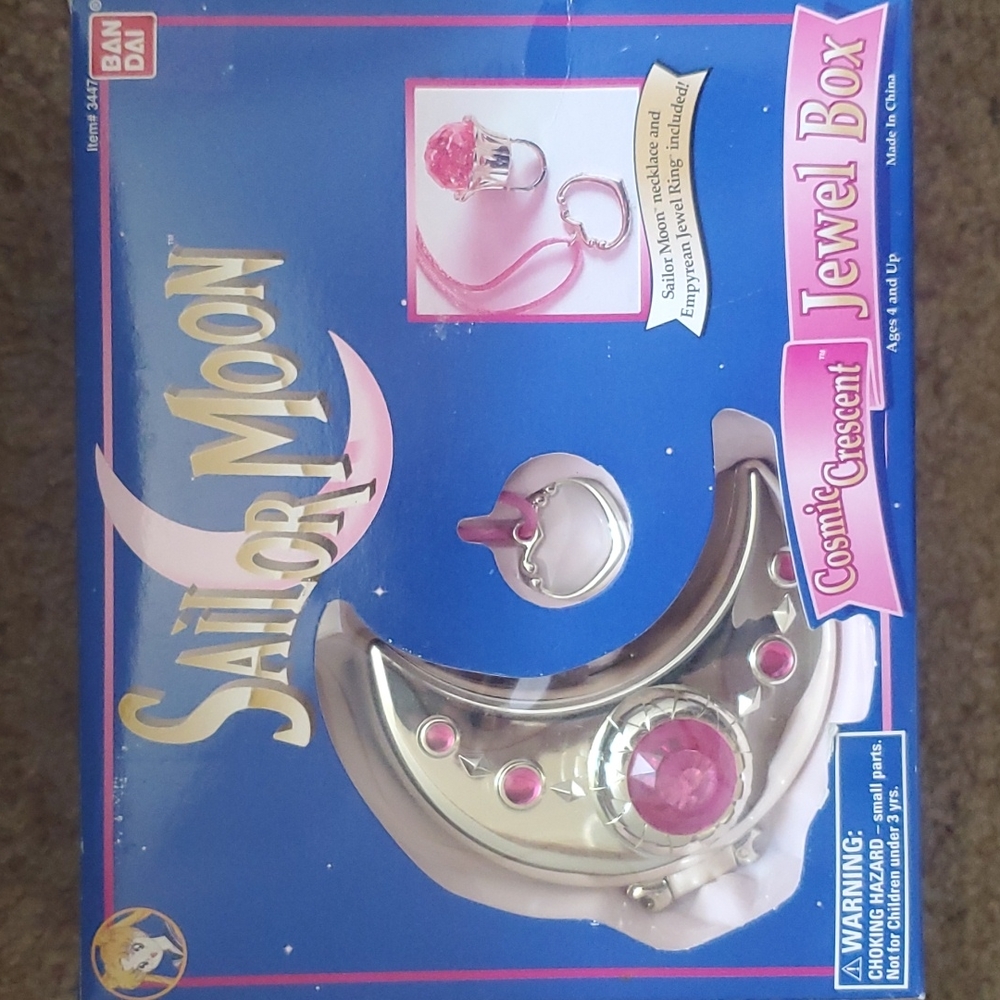 1995 Sailor moon Cosmic Cresent Jewel Box